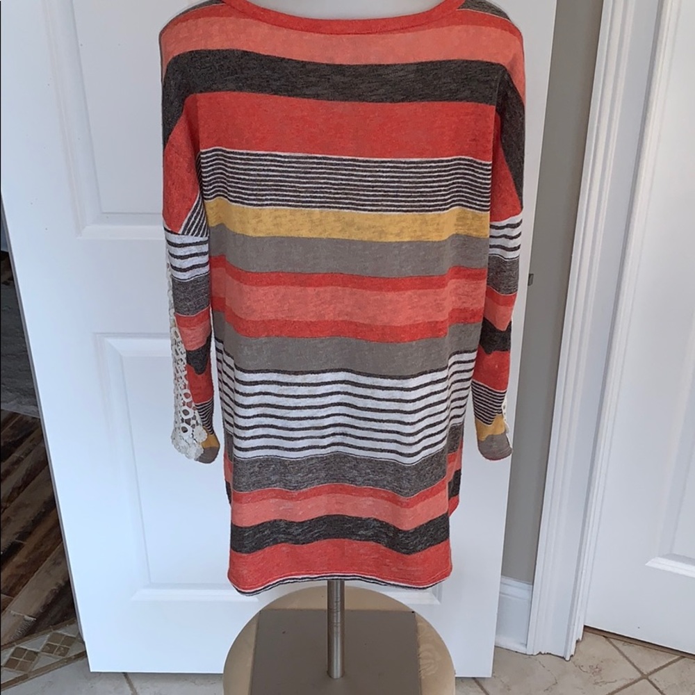 Top size medium - Picture 5 of 5